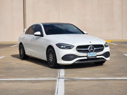 Used 2024 Mercedes-Benz C 300 Sedan image 3