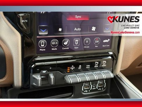 Used 2020 RAM 1500 Laramie image 29