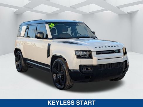 Used 2025 Land Rover Defender 110 X-Dynamic SE image 2