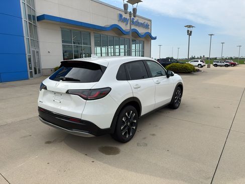 New 2026 Honda HR-V EX-L image 5