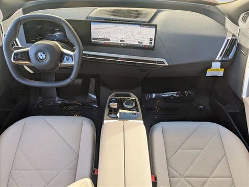 New 2026 BMW iX xDrive60 w/ Premium Package image 15