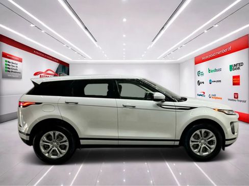 Used 2021 Land Rover Range Rover Evoque S AWD/4WD image 9