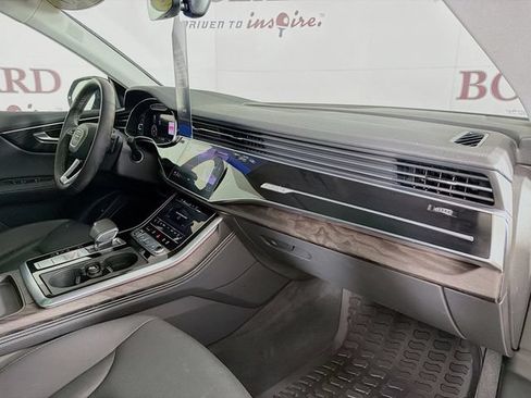 Used 2023 Audi Q8 Prestige AWD/4WD image 36