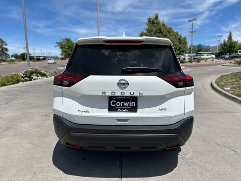 Used 2021 Nissan Rogue S AWD/4WD image 6