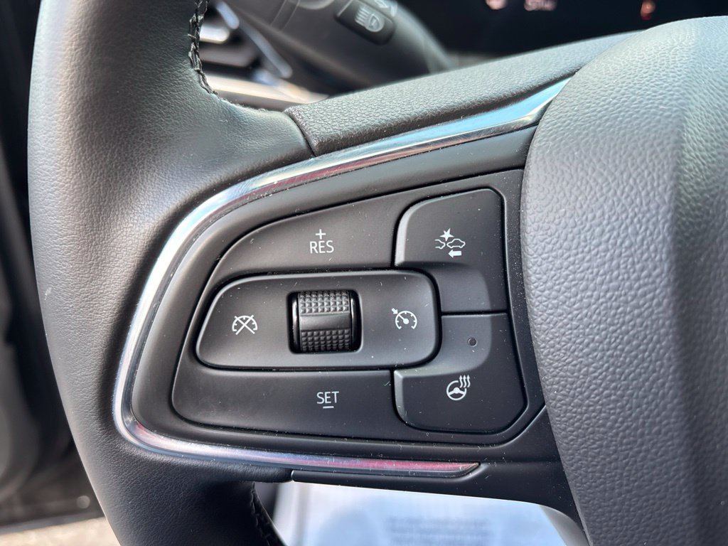 Used 2024 Buick Envista Sport Touring w/ Convenience I Package FWD image 24