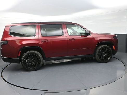 New 2026 Jeep Grand Wagoneer Limited AWD/4WD image 10