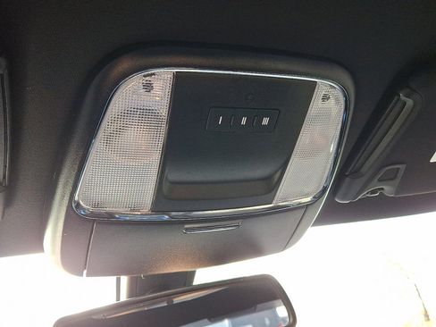 Used 2020 Dodge Charger Scat Pack image 30