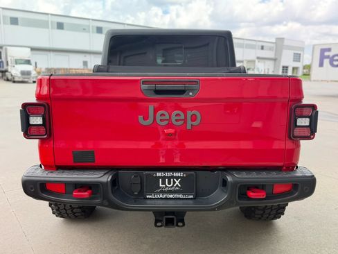 Used 2020 Jeep Gladiator Rubicon AWD/4WD image 11