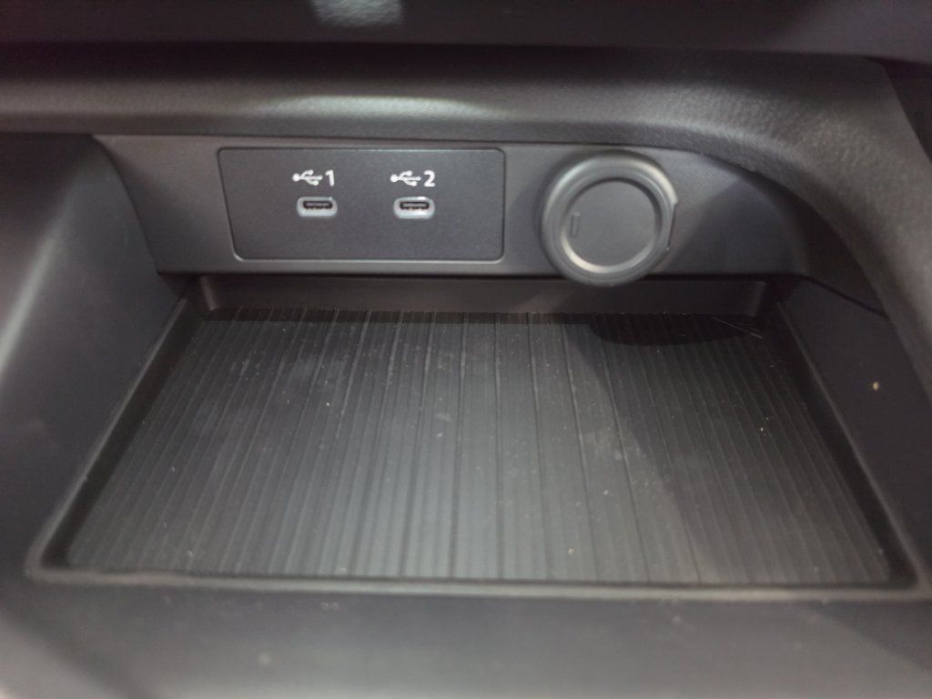 New 2027 Nissan Sentra SV w/ Floor Mat Package FWD image 33