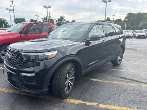 Used 2020 Ford Explorer ST w/ Premium Technology Package AWD/4WD image 1