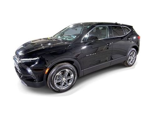 Certified 2025 Chevrolet Blazer LT image 1