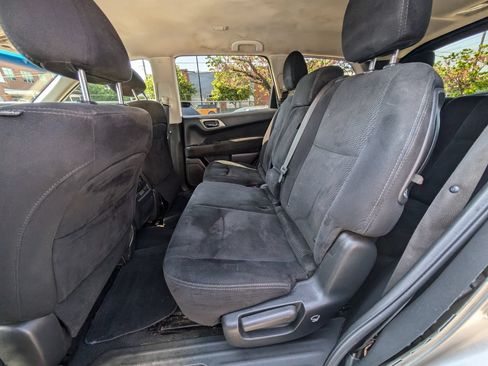 Used 2016 Nissan Pathfinder S FWD image 16