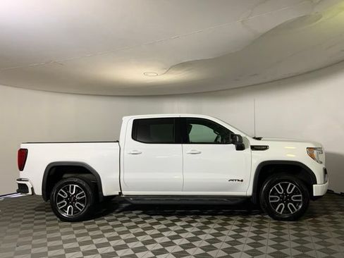 Used 2021 GMC Sierra 1500 AT4 w/ AT4 Premium Package AWD/4WD image 4