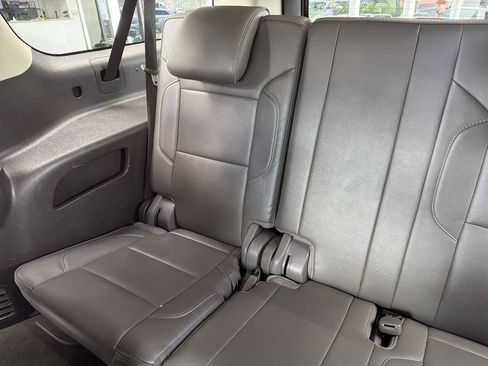 Used 2020 GMC Yukon XL Denali RWD image 28