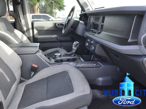 Used 2023 Ford Bronco 4-Door AWD/4WD image 16