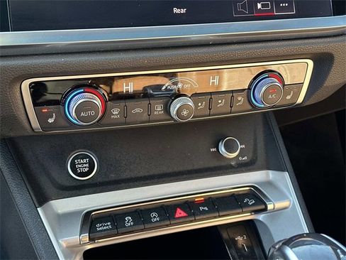 Used 2022 Audi Q3 2.0T Premium image 27