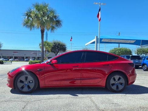 Used 2023 Tesla Model 3 Standard Range RWD image 23