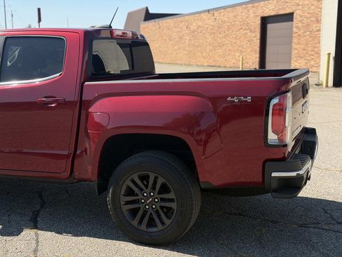 Used 2019 GMC Canyon SLE w/ Driver Alert Package AWD/4WD image 6