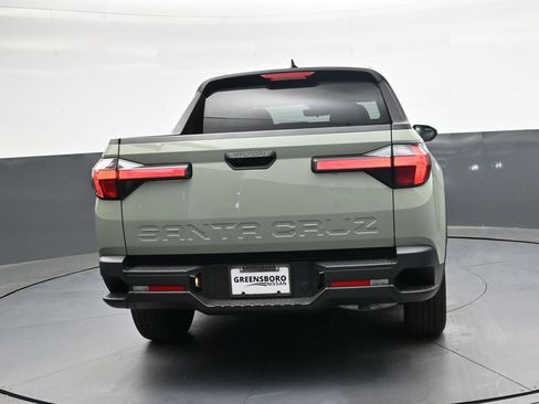 Used 2025 Hyundai Santa Cruz SEL image 4