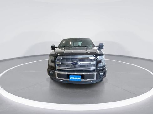 Used 2015 Ford F150 Platinum w/ Equipment Group 701A Luxury AWD/4WD image 3