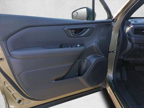 Certified 2025 Subaru Forester Premium image 11