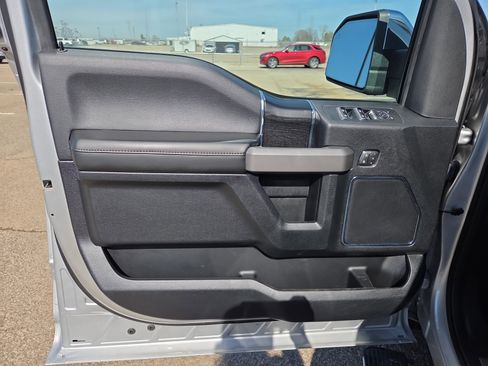 Used 2019 Ford F150 Platinum image 6