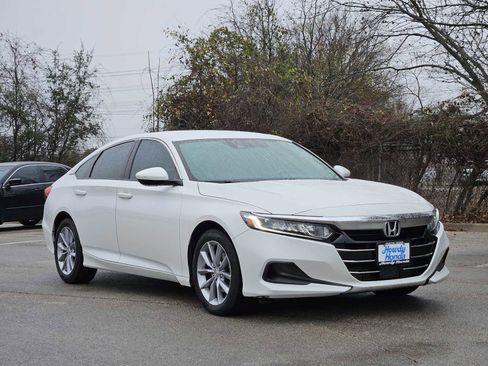 Used 2021 Honda Accord LX image 3