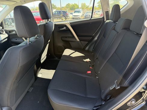 Used 2015 Toyota RAV4 XLE FWD image 24