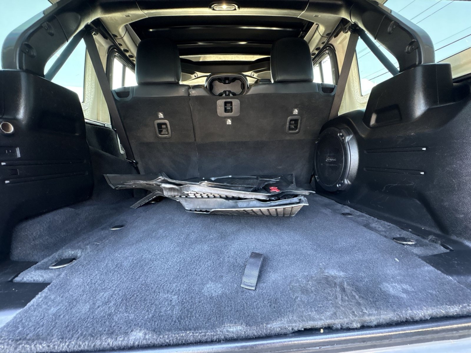 Used 2021 Jeep Wrangler Unlimited Rubicon AWD/4WD image 26
