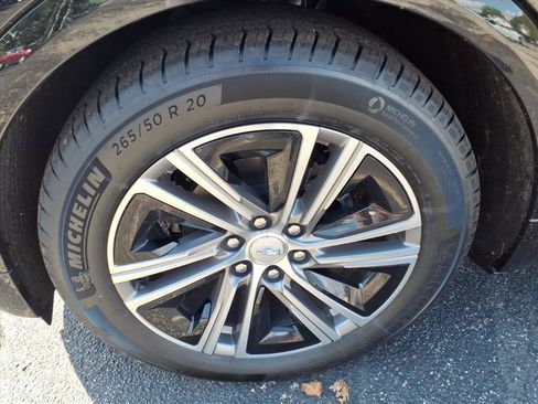 New 2026 Cadillac Lyriq Luxury image 17