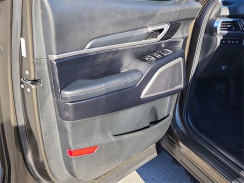 Certified 2022 Kia Telluride S image 10