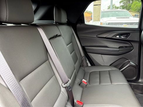 New 2025 Chevrolet TrailBlazer ACTIV w/ Convenience Package AWD/4WD image 12