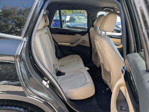 Used 2018 BMW X1 sDrive28i image 19