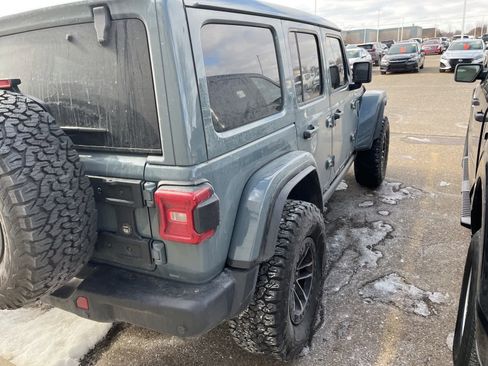 Used 2024 Jeep Wrangler Unlimited Rubicon image 17