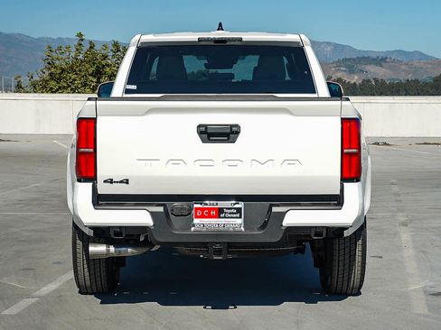 New 2025 Toyota Tacoma TRD Sport image 5