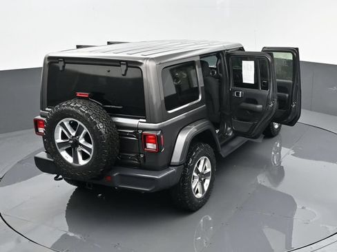 Used 2019 Jeep Wrangler Unlimited Sahara w/ Cold Weather Group AWD/4WD image 25