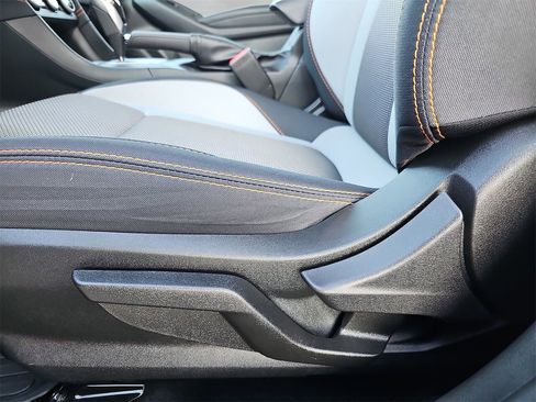 Used 2023 Subaru Crosstrek 2.0i Premium image 30