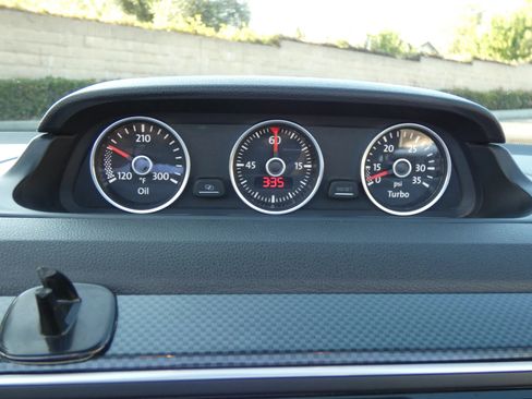 Used 2014 Volkswagen Beetle R-Line image 53