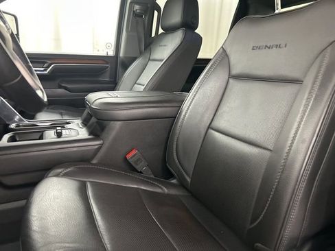 Used 2024 GMC Sierra 2500 Denali w/ Technology Package image 10