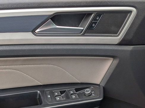 Used 2021 Volkswagen Atlas Cross Sport SEL AWD/4WD image 22