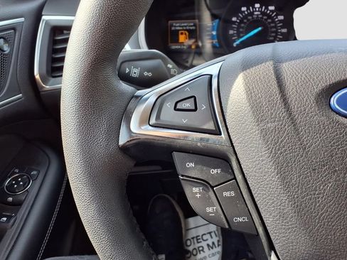 Used 2024 Ford Edge Titanium AWD/4WD image 18