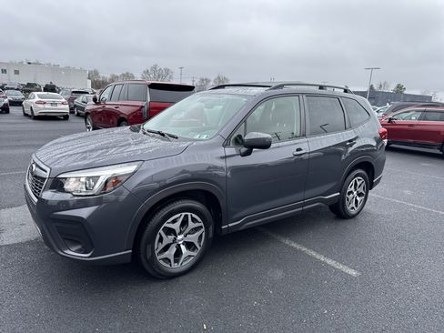 Used 2020 Subaru Forester Premium image 26