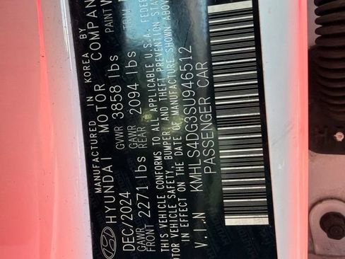 Used 2025 Hyundai Elantra SEL FWD image 4