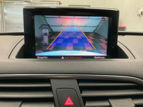 Used 2018 Audi Q3 2.0T Premium image 16