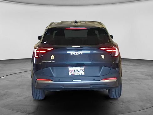 Used 2026 Kia Sportage LX FWD image 8