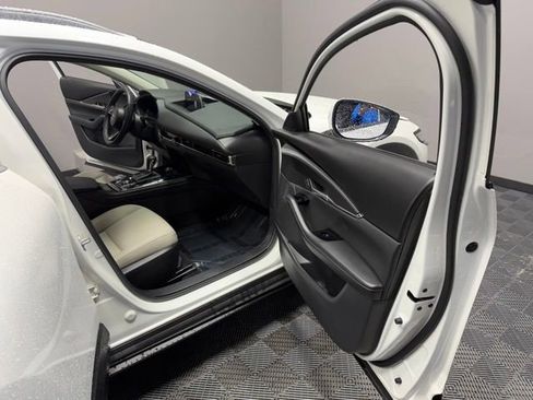 Certified 2025 MAZDA CX-30 AWD 2.5 S w/ Preferred Package image 24