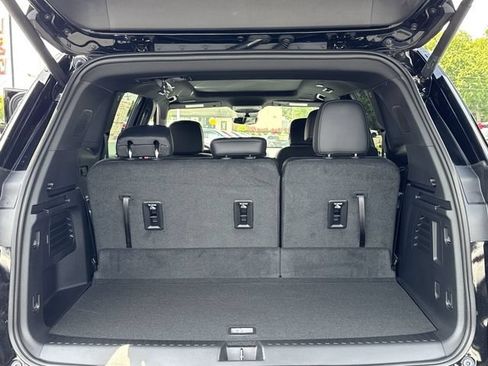 New 2026 GMC Acadia Elevation w/ Elevation Premium Package FWD image 13