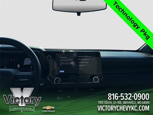 Used 2023 Chevrolet Colorado Trail Boss w/ Technology Package image 15