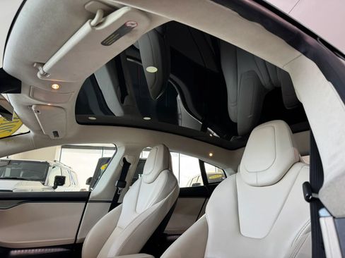 Used 2018 Tesla Model S 75D AWD/4WD image 9