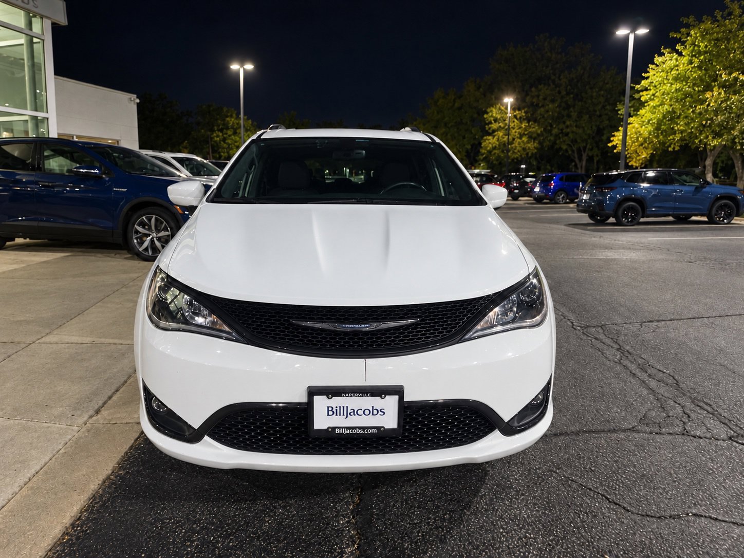Used 2018 Chrysler Pacifica Touring-L w/ S Appearance Package FWD image 7